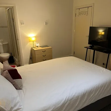 Double In Tottenham * London