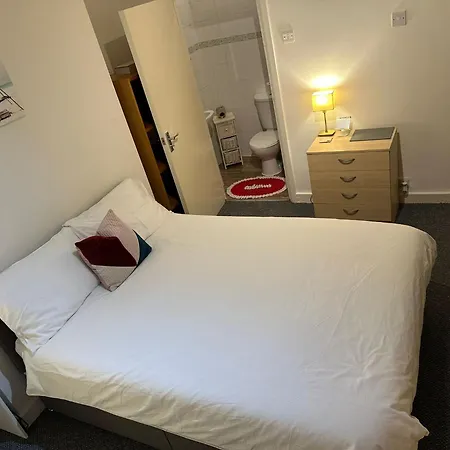 Double In Tottenham Homestay *