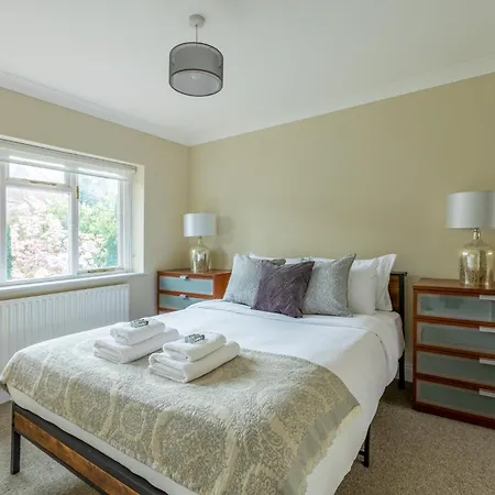 Lovely 2br In Peaceful Hampstead, Nw Holiday home *