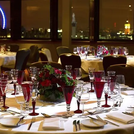 Hotel Radisson Blu Edwardian, Leicester Square 4*