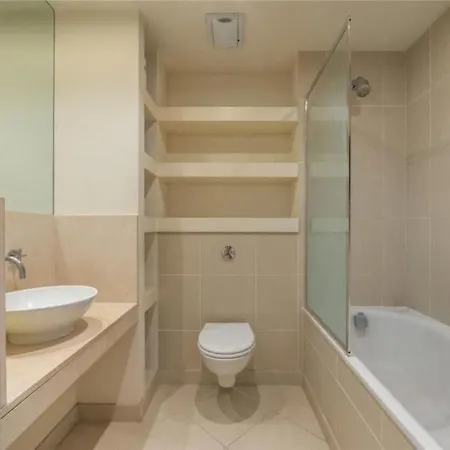 Luxury Penthouse 2 Bedrooms Flat In Canary Wharf London