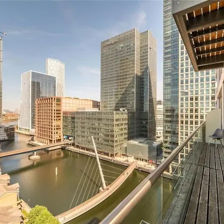 Luxury Penthouse 2 Bedrooms Flat In Canary Wharf London
