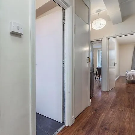 Apartment Mount London