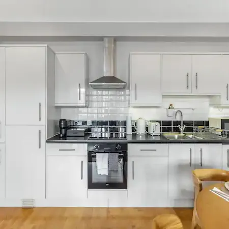 Apartment Pass The Keys Charming In North London