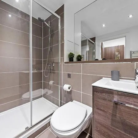 Sleep 7 20 Mins From Waterloo Bp65 Apartment