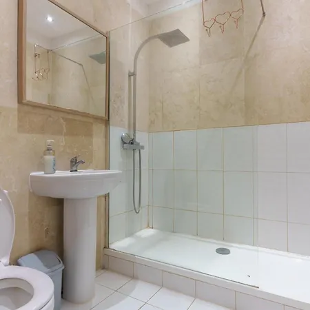 Apartment Central London