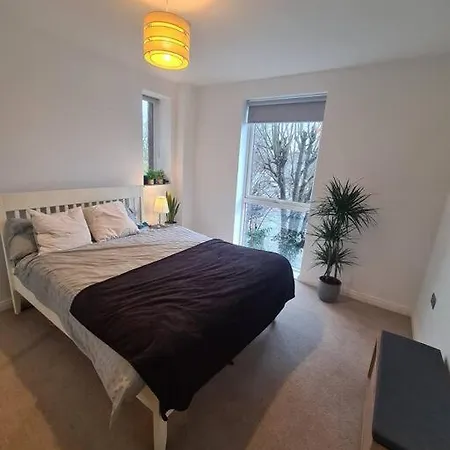 Apartment Wrong London