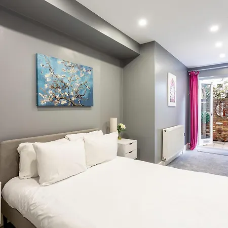 Spacious Clapham Junction Londres