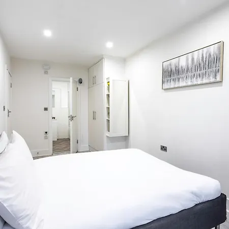 St Johns Hill Penthouse * London