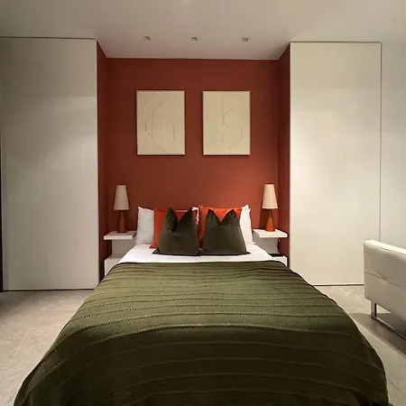 Apartment Hyde Park South Kensington London