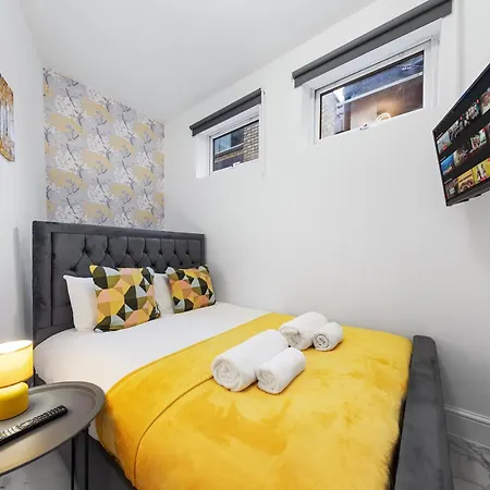Serviced Modern Flat - Sleeps 2 - Good Links To King Cross, Euston, Finchley Road Station - Nw3 Apartment London