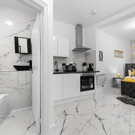 Serviced Modern Flat - Sleeps 2 - Good Links To King Cross, Euston, Finchley Road Station - Nw3 Apartment London