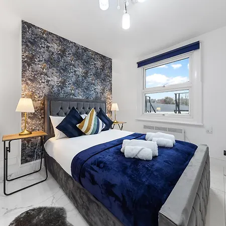 Apartment Modern One Bedroom Flat - Sleeps 3 - Transport Links - Finchley Road, Euston, King Cross Station - Nw3 London