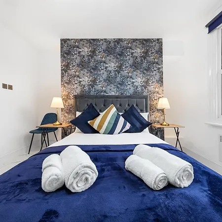 Modern One Bedroom Flat - Sleeps 3 - Transport Links - Finchley Road, Euston, King Cross Station - Nw3