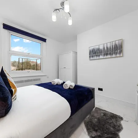 Apartment Modern One Bedroom Flat - Sleeps 3 - Transport Links - Finchley Road, Euston, King Cross Station - Nw3 London