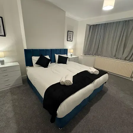 Wembley Stadium, Modern&cozy With Garden Apartment