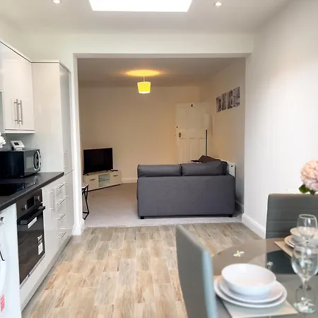 Wembley Stadium, Modern&cozy With Garden *