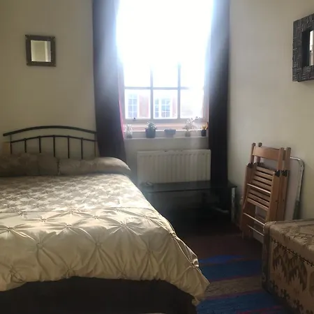 Guinness Court Shared
