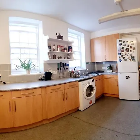Homestay Double Near Highgate London