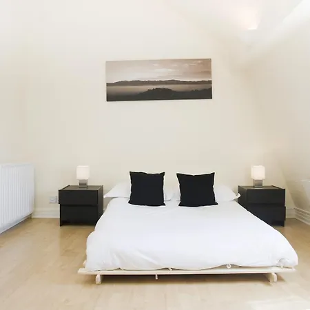 Lets K Apartment *