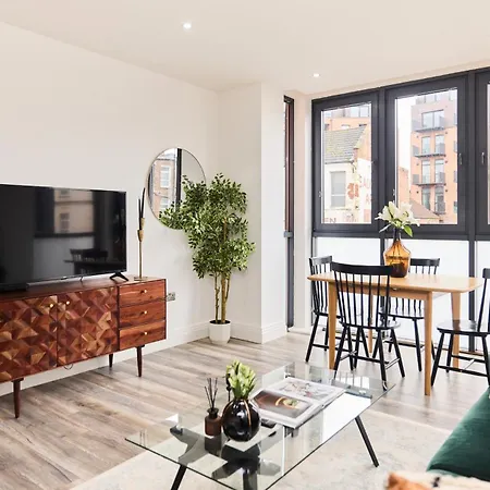 The Harlesden Hideout - Charming 2bdr Flat *