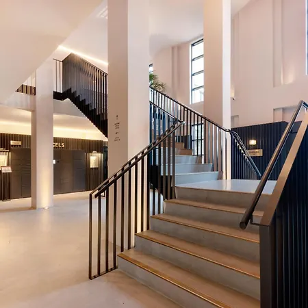 2 Bed Bethnal Penthouse *