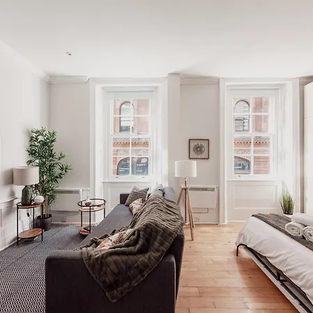 Covent Garden Apartment *