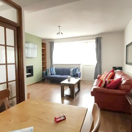 Appartement 2 Bedrooms 2 Stations *