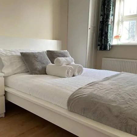 Apartamento 4min Walk Uni Of East 1br