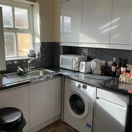 Apartamento 4min Walk Uni Of East 1br