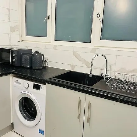 Apartment Well-preserved Cozy1br Flat In Lcy With Free Parking London