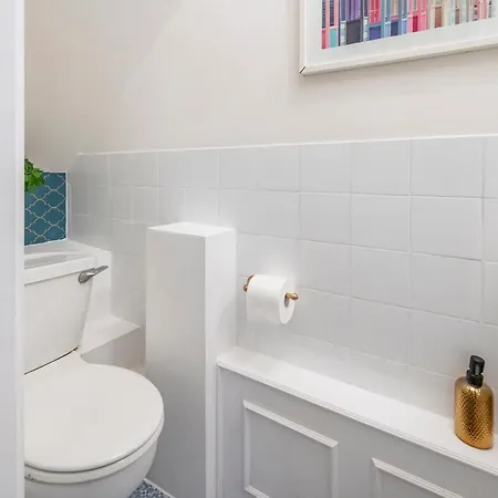 Apartment Beautiful Garden Flat Near Chelsea London