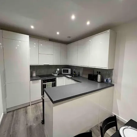 Stunning 3br Maisonette In Brixton Appartamento *
