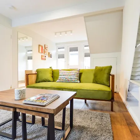 Apartment Split Level At West Hampstead By Concept *