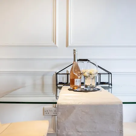 Chelsea Apartment London