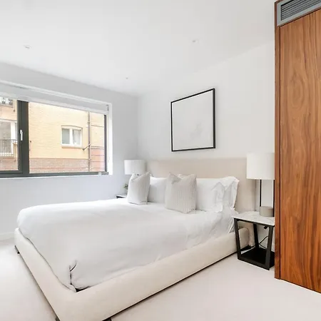 Holiday home Luxury Mayfair Townhouse With Ac 3br 3ba London