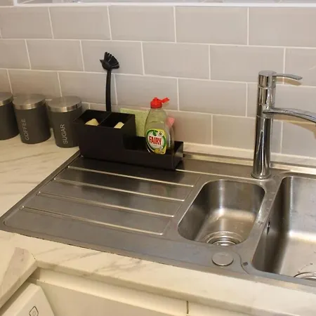 Apartment Clapham Common 3 Bed London