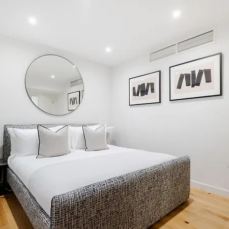 Holiday home Luxury Mayfair Townhouse With A/c 3br 3ba