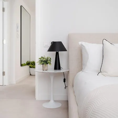 Holiday home Luxury Mayfair Townhouse With A/c 3br 3ba *