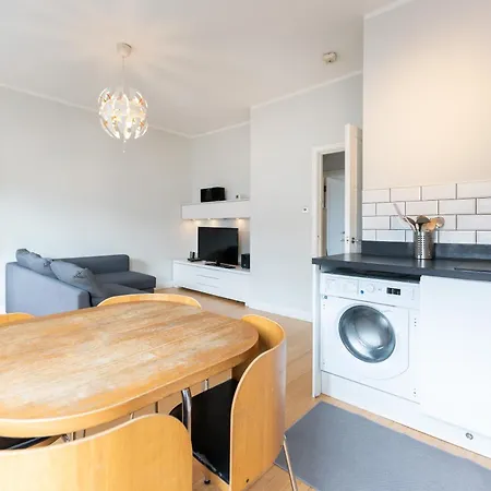 Apartment Special Offer! Bright & - Up To 4 London