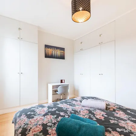 Apartment Special Offer! Bright & - Up To 4