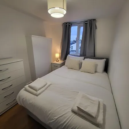 5br Retreat - Walk To Tube, Explore * London