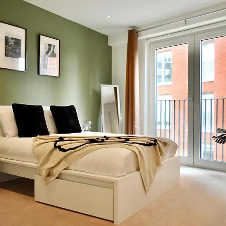 Lägenhet Luxury 2 Bed Vauxhall, Balcony, Sleeps 4, - Open For Business Stays, Long Stays, Families Relocating London
