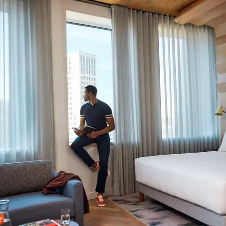 Canopy By Hilton 4*