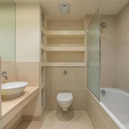 Penthouse Canary Wharf - Free Wifi London