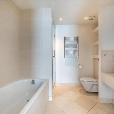 Apartment Penthouse Canary Wharf - Free Wifi
