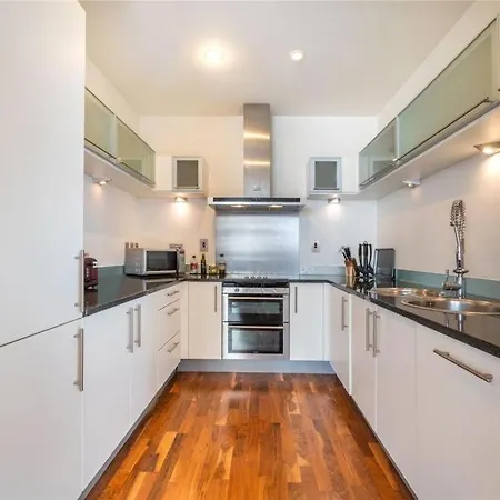 Apartment Penthouse Canary Wharf - Free Wifi *
