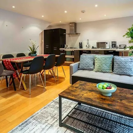 Sweet 3brs House Close To Oxford & Soho