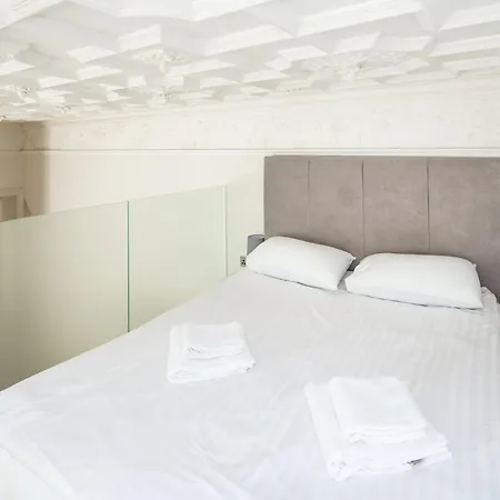Kensington Arte Casa Apartment