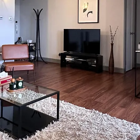 Modern Flat Central Apartment London